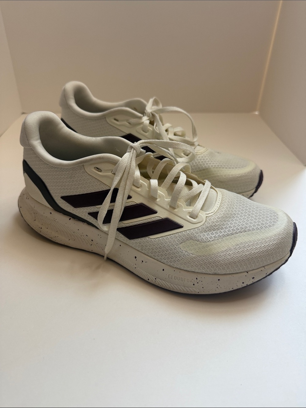 Adidas Runfalcon Cloudfoam Running Shoes White Burgundy Women’s Size 8.5